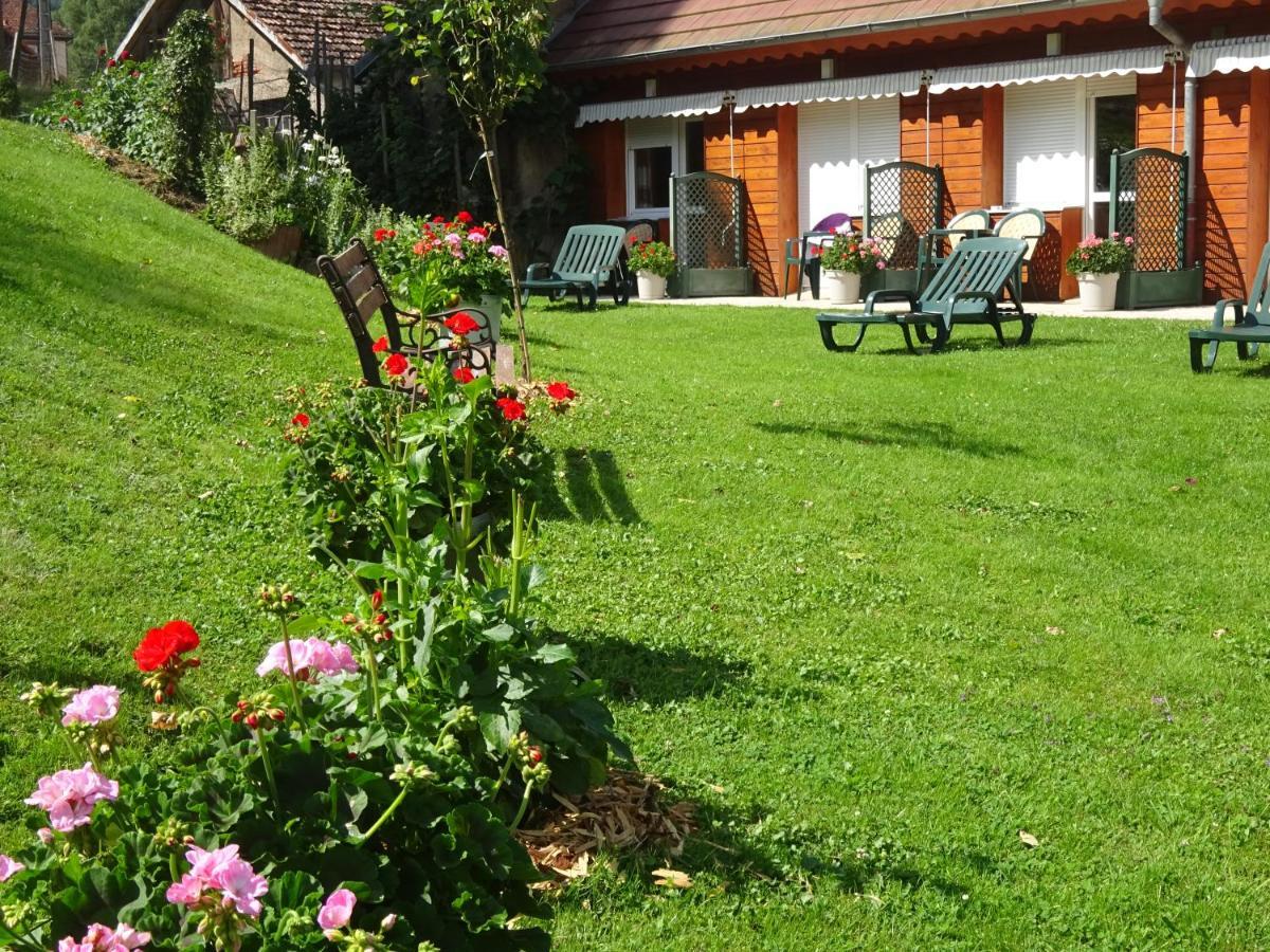 Logis Hotel Restaurant La Petite Auberge Alsace لي هوهوالد المظهر الخارجي الصورة