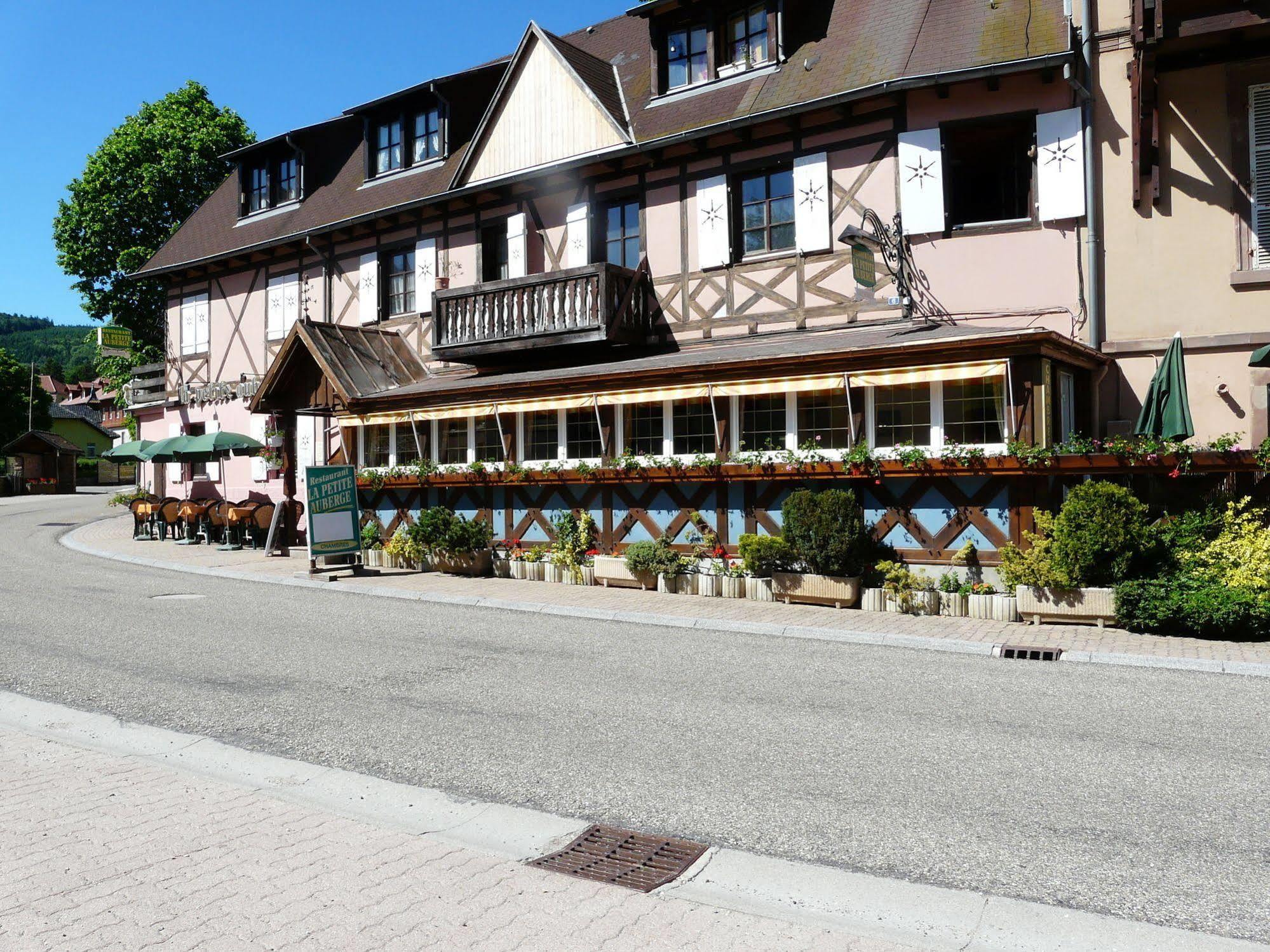 Logis Hotel Restaurant La Petite Auberge Alsace لي هوهوالد المظهر الخارجي الصورة